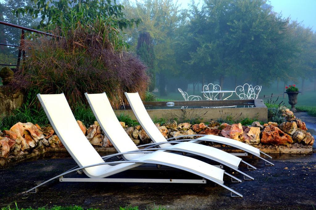 Вилла Domaine Des Ormeaux Ajat Экстерьер фото