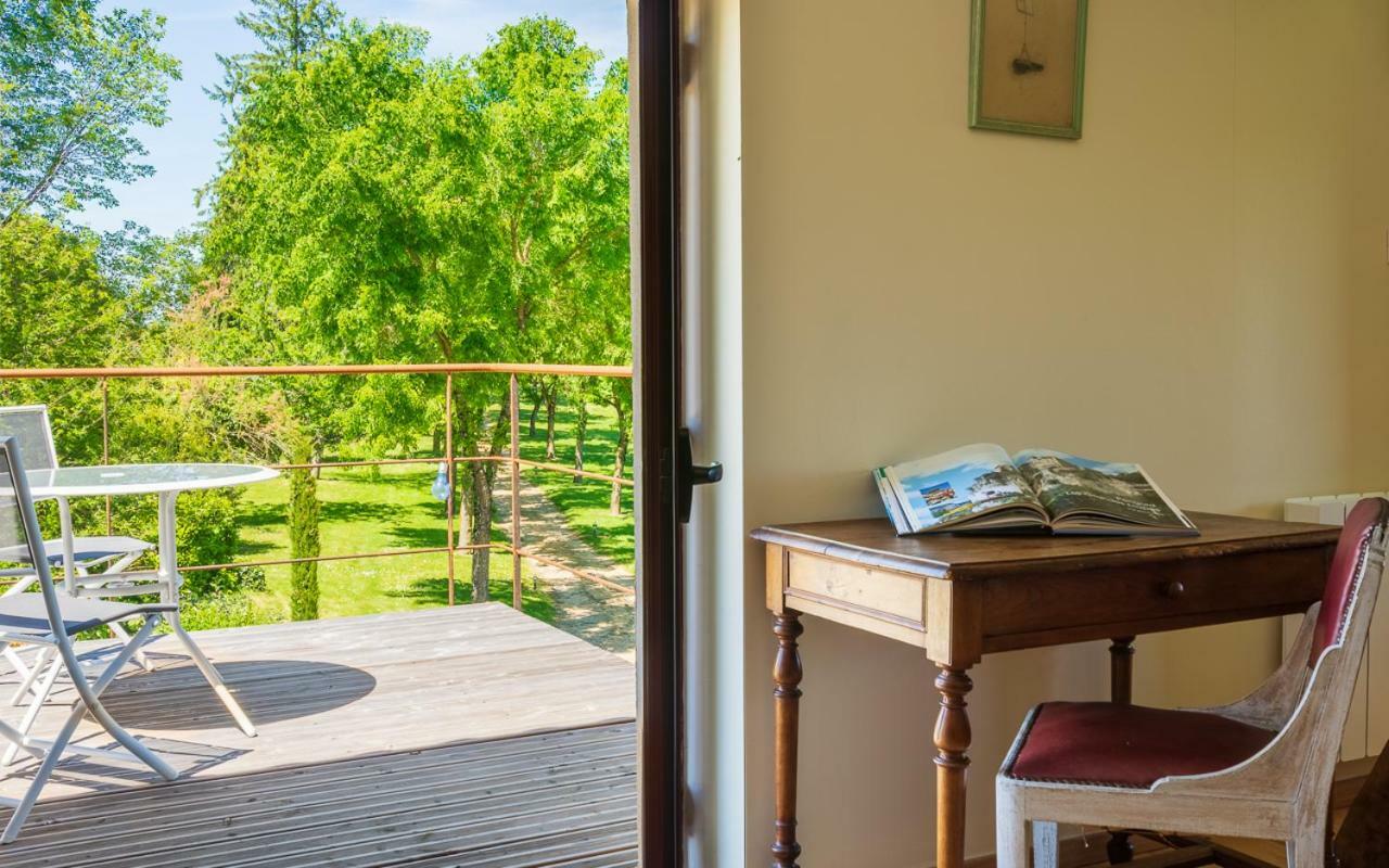 Вилла Domaine Des Ormeaux Ajat Экстерьер фото
